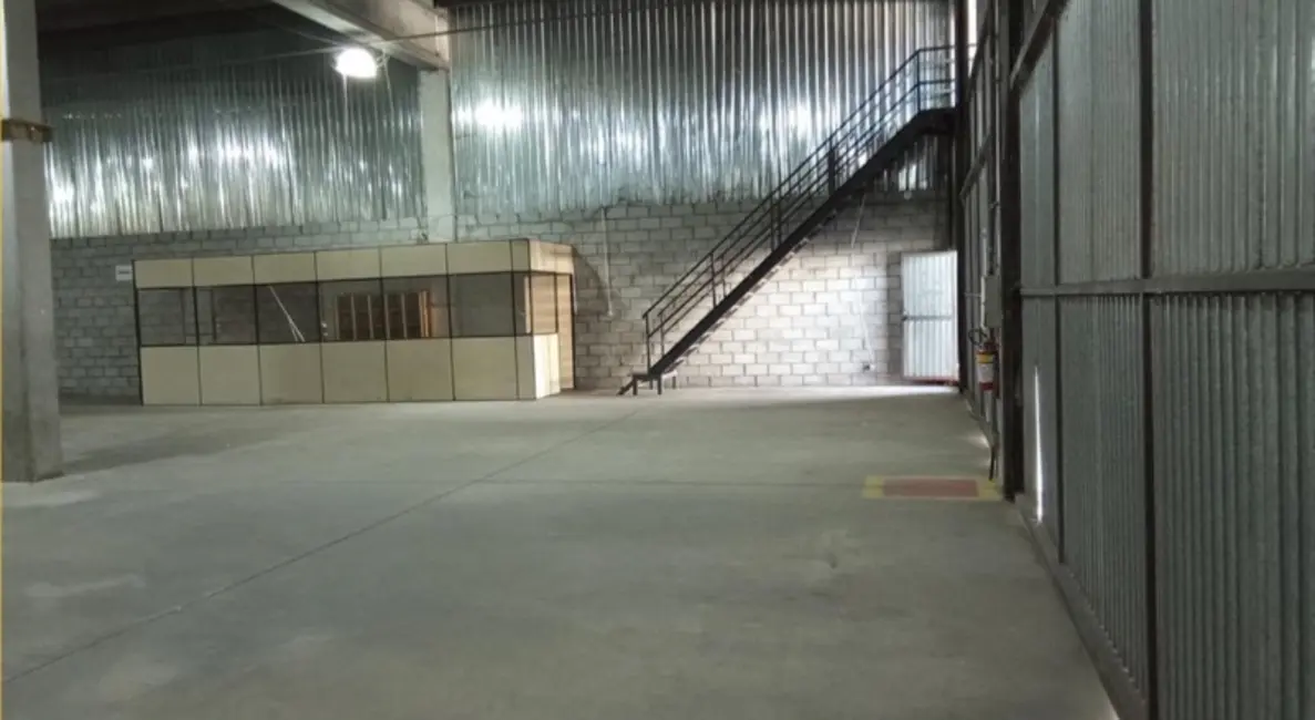 Armazém / Galpão para alugar, 760m2 em Parque São Domingos, São Paulo - SP - imagem 8 Foto 8 de Armazém / Galpão para alugar, 760m2 em Parque São Domingos, São Paulo - SP