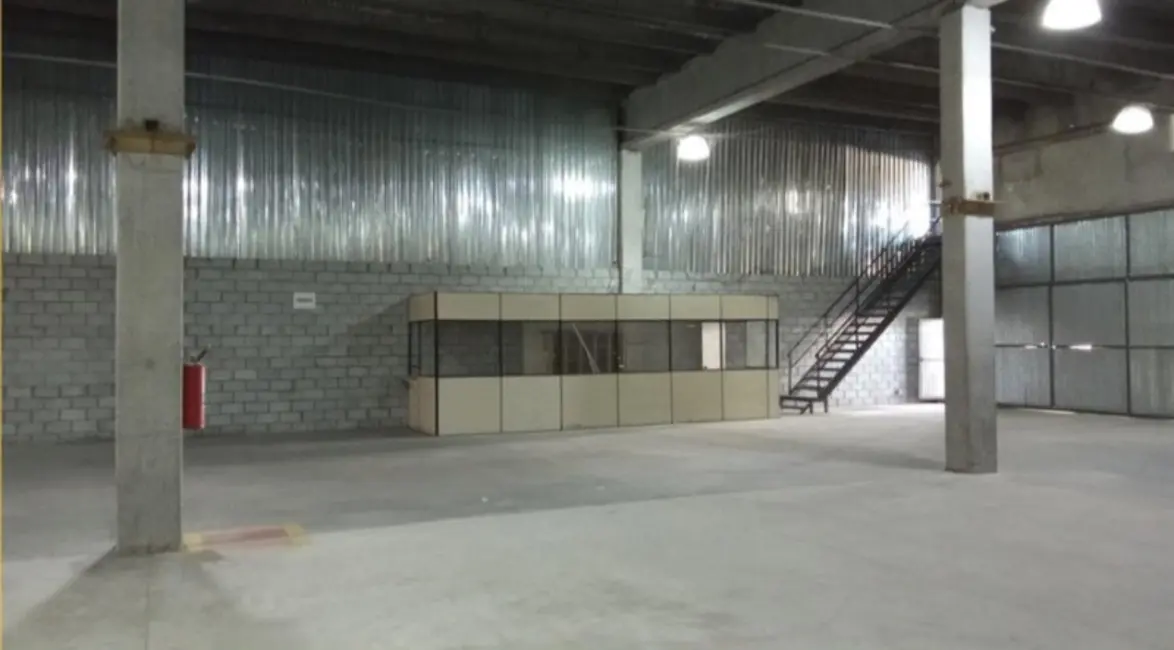 Armazém / Galpão para alugar, 760m2 em Parque São Domingos, São Paulo - SP - imagem 4 Foto 4 de Armazém / Galpão para alugar, 760m2 em Parque São Domingos, São Paulo - SP