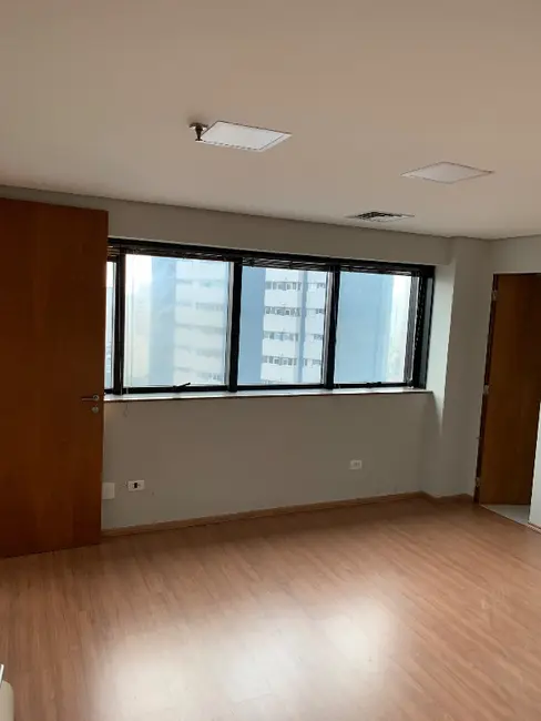 Loja à venda e para alugar, 60m2 em Aclimação, São Paulo - SP - imagem 6 Foto 6 de Loja à venda e para alugar, 60m2 em Aclimação, São Paulo - SP