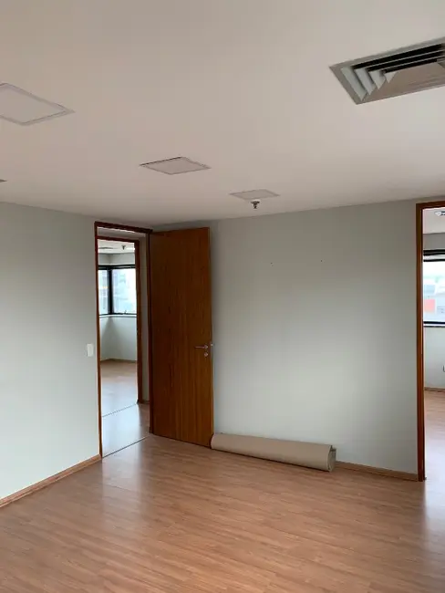 Loja à venda e para alugar, 60m2 em Aclimação, São Paulo - SP - imagem 7 Foto 7 de Loja à venda e para alugar, 60m2 em Aclimação, São Paulo - SP