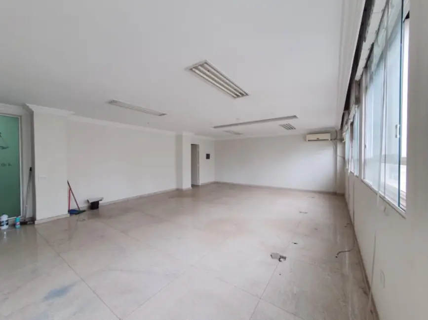 Foto 2 de Sala Comercial à venda, 132m2 em São Paulo - SP