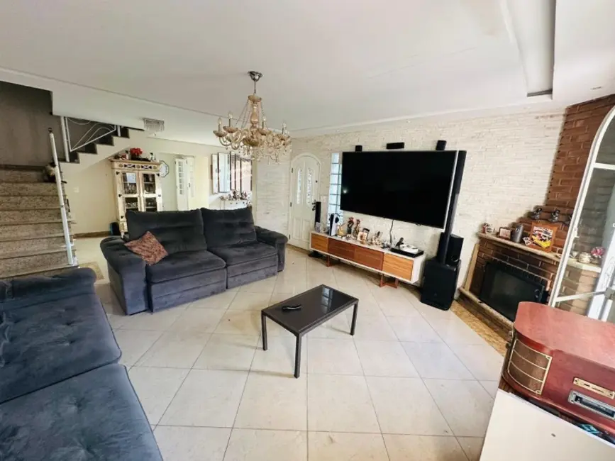 Casa com 3 quartos à venda, 226m2 em Vila Guilhermina, São Paulo - SP - imagem 3 Foto 3 de Casa com 3 quartos à venda, 226m2 em Vila Guilhermina, São Paulo - SP