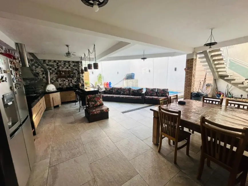 Casa com 3 quartos à venda, 226m2 em Vila Guilhermina, São Paulo - SP - imagem 9 Foto 9 de Casa com 3 quartos à venda, 226m2 em Vila Guilhermina, São Paulo - SP