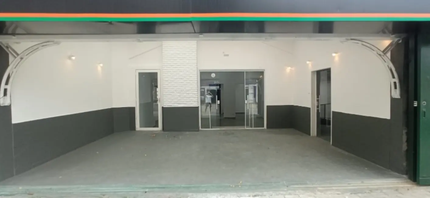 Sala Comercial com 4 quartos para alugar, 235m2 em Vila Andrade, São Paulo - SP - imagem 3 Foto 3 de Sala Comercial com 4 quartos para alugar, 235m2 em Vila Andrade, São Paulo - SP