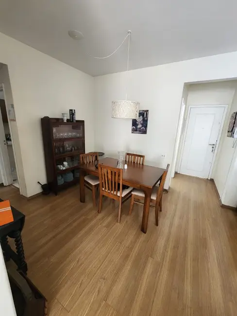 Apartamento com 2 quartos à venda, 104m2 em Higienópolis, São Paulo - SP - imagem 4 Foto 4 de Apartamento com 2 quartos à venda, 104m2 em Higienópolis, São Paulo - SP