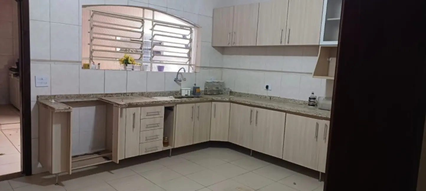 Foto 7 de Casa com 2 quartos à venda, 180m2 em Vila Carrão, São Paulo - SP