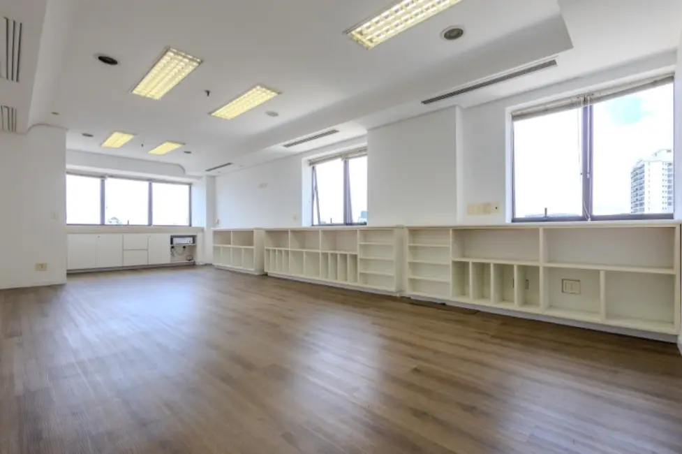 Foto 3 de Sala Comercial à venda, 35m2 em Liberdade, São Paulo - SP