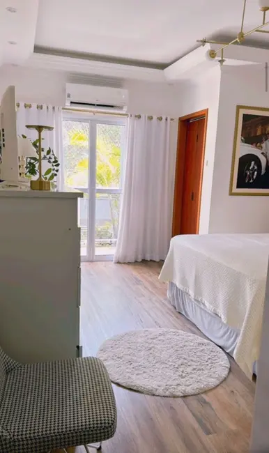 Foto 9 de Casa com 3 quartos à venda, 210m2 em Vila Santa Isabel, São Paulo - SP