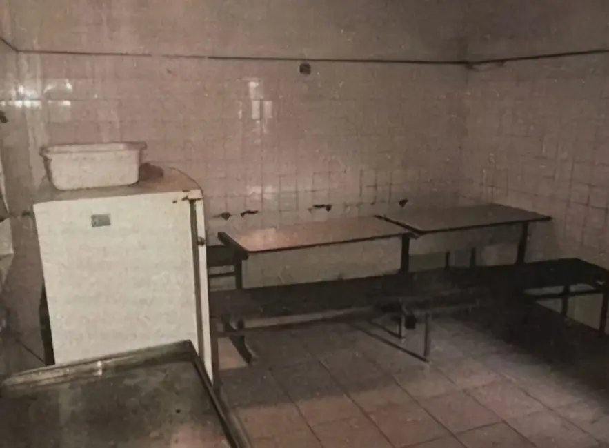 Foto 5 de Armazém / Galpão à venda, 300m2 em Vila Nova Savoia, São Paulo - SP