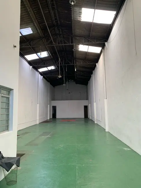 Foto 1 de Armazém / Galpão para alugar, 282m2 em Vila Anastácio, São Paulo - SP