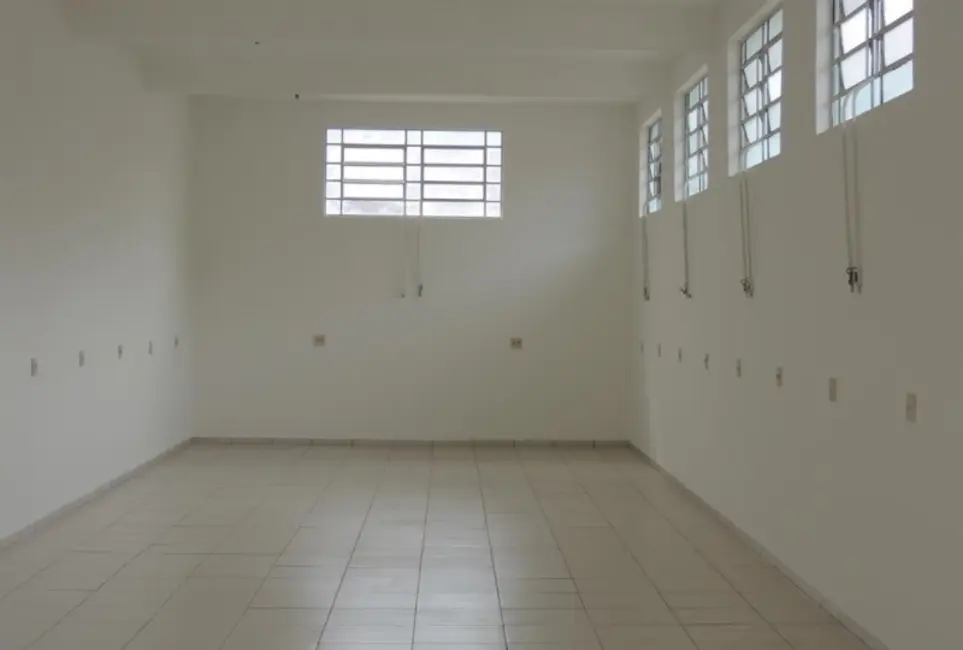 Armazém / Galpão para alugar, 130m2 em Jardim Princesa, São Paulo - SP - imagem 8 Foto 8 de Armazém / Galpão para alugar, 130m2 em Jardim Princesa, São Paulo - SP
