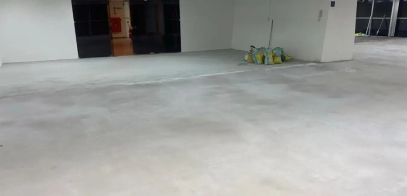 Sala Comercial para alugar, 926m2 em Centro, São Paulo - SP - imagem 3 Foto 3 de Sala Comercial para alugar, 926m2 em Centro, São Paulo - SP