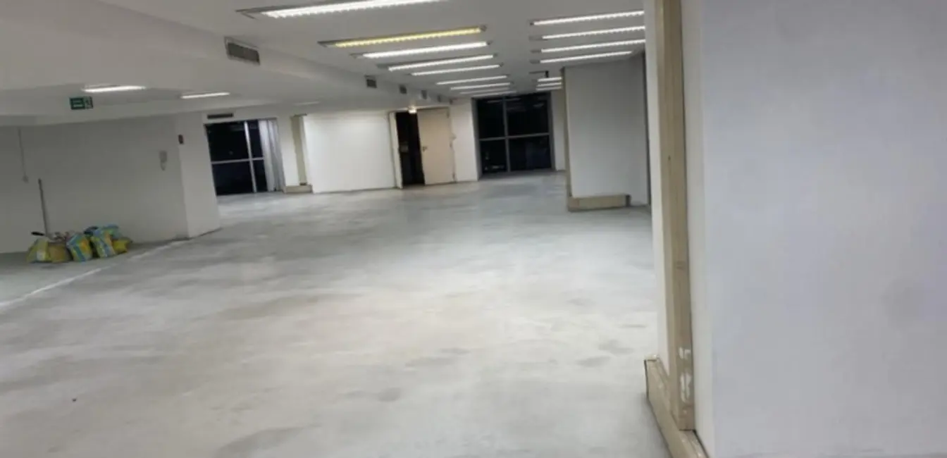 Foto 1 de Sala Comercial para alugar, 926m2 em Centro, São Paulo - SP