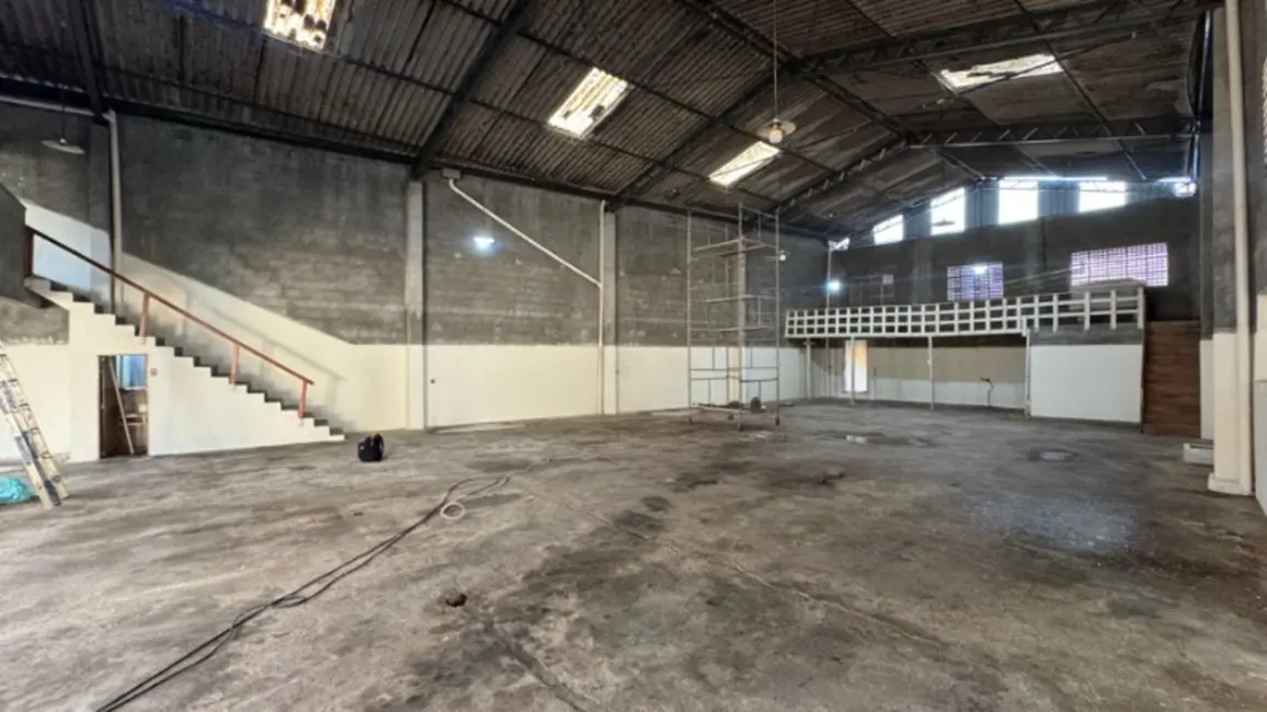 Armazém / Galpão para alugar, 1000m2 em Vila Amália (Zona Norte), São Paulo - SP - imagem 2 Foto 2 de Armazém / Galpão para alugar, 1000m2 em Vila Amália (Zona Norte), São Paulo - SP