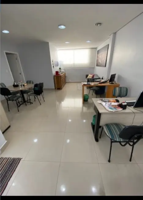 Casa com 3 quartos à venda, 270m2 em Vila Carrão, São Paulo - SP - imagem 4 Foto 4 de Casa com 3 quartos à venda, 270m2 em Vila Carrão, São Paulo - SP