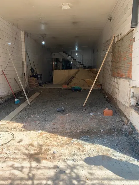 Prédio Inteiro para alugar, 200m2 em Vila Anastácio, São Paulo - SP - imagem 1 Foto 1 de Prédio Inteiro para alugar, 200m2 em Vila Anastácio, São Paulo - SP