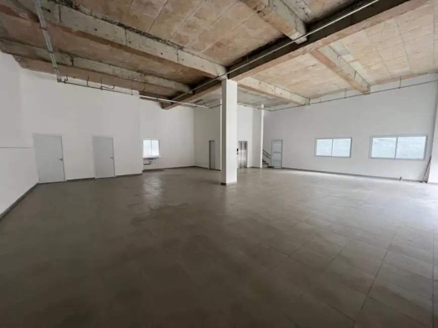 Prédio Inteiro para alugar, 600m2 em Jardim Prudência, São Paulo - SP - imagem 3 Foto 3 de Prédio Inteiro para alugar, 600m2 em Jardim Prudência, São Paulo - SP