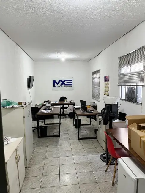 Foto 2 de Armazém / Galpão à venda, 320m2 em Jardim Oriental, São Paulo - SP