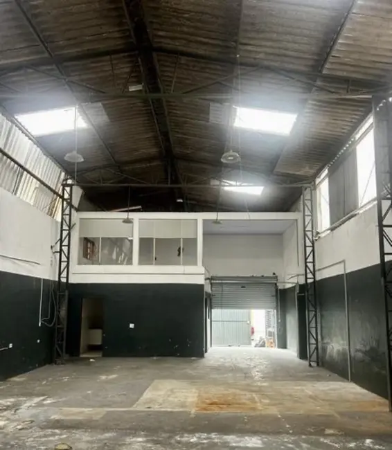 Armazém / Galpão à venda e para alugar, 216m2 em Vila Nova Mazzei, São Paulo - SP - imagem 7 Foto 7 de Armazém / Galpão à venda e para alugar, 216m2 em Vila Nova Mazzei, São Paulo - SP