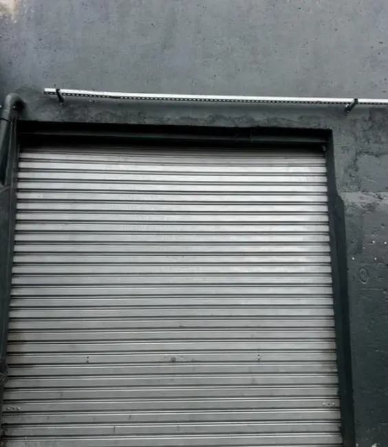 Armazém / Galpão à venda e para alugar, 216m2 em Vila Nova Mazzei, São Paulo - SP - imagem 4 Foto 4 de Armazém / Galpão à venda e para alugar, 216m2 em Vila Nova Mazzei, São Paulo - SP