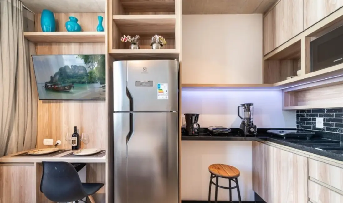 Foto 4 de Apartamento com 1 quarto para alugar, 17m2 em Consolação, São Paulo - SP