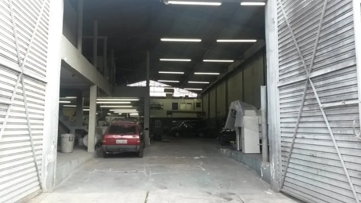 Armazém / Galpão à venda, 900m2 em Vila Carrão, São Paulo - SP - imagem 1 Foto 1 de Armazém / Galpão à venda, 900m2 em Vila Carrão, São Paulo - SP