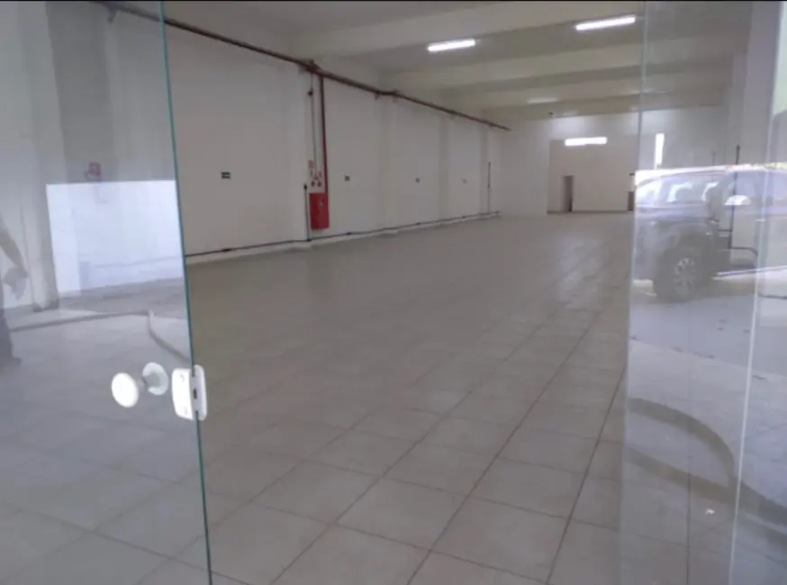 Prédio Inteiro à venda, 800m2 em Cidade Soberana, Guarulhos - SP - imagem 6 Foto 6 de Prédio Inteiro à venda, 800m2 em Cidade Soberana, Guarulhos - SP