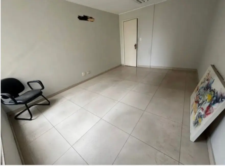 Loja à venda e para alugar, 109m2 em República, São Paulo - SP - imagem 7 Foto 7 de Loja à venda e para alugar, 109m2 em República, São Paulo - SP