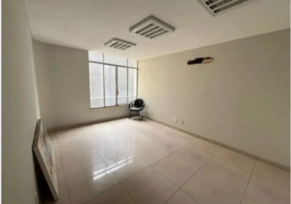 Loja à venda e para alugar, 109m2 em República, São Paulo - SP - imagem 6 Foto 6 de Loja à venda e para alugar, 109m2 em República, São Paulo - SP