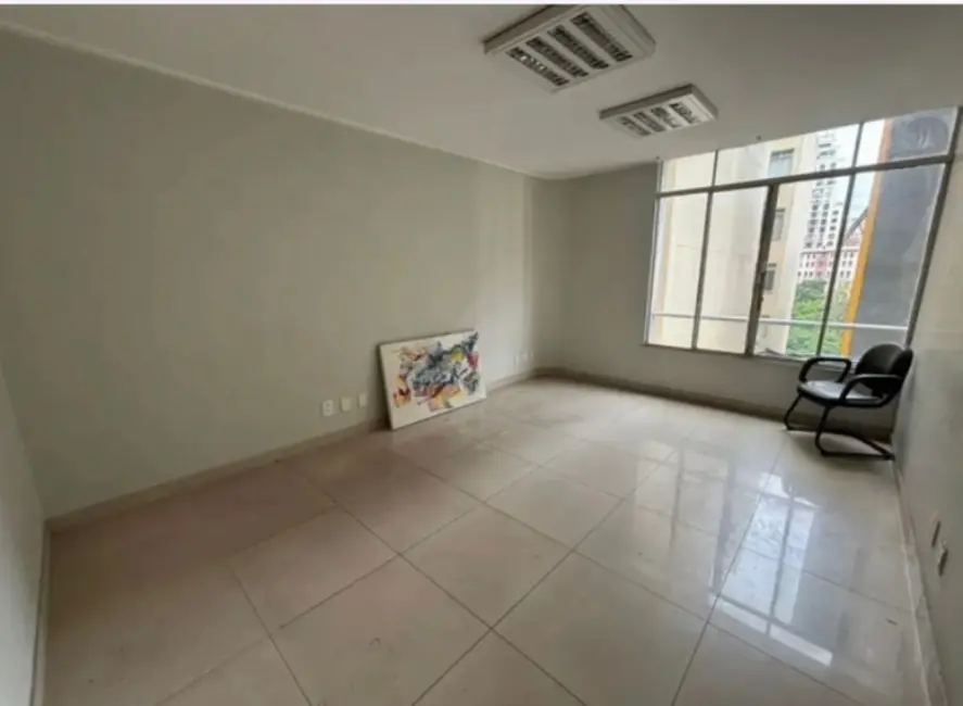 Loja à venda e para alugar, 109m2 em República, São Paulo - SP - imagem 5 Foto 5 de Loja à venda e para alugar, 109m2 em República, São Paulo - SP