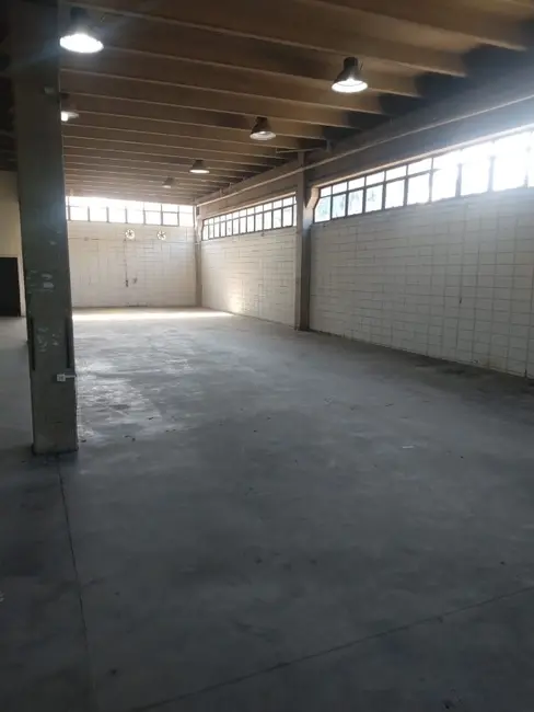Prédio Inteiro para alugar, 1600m2 em Vila Maria, São Paulo - SP - imagem 6 Foto 6 de Prédio Inteiro para alugar, 1600m2 em Vila Maria, São Paulo - SP