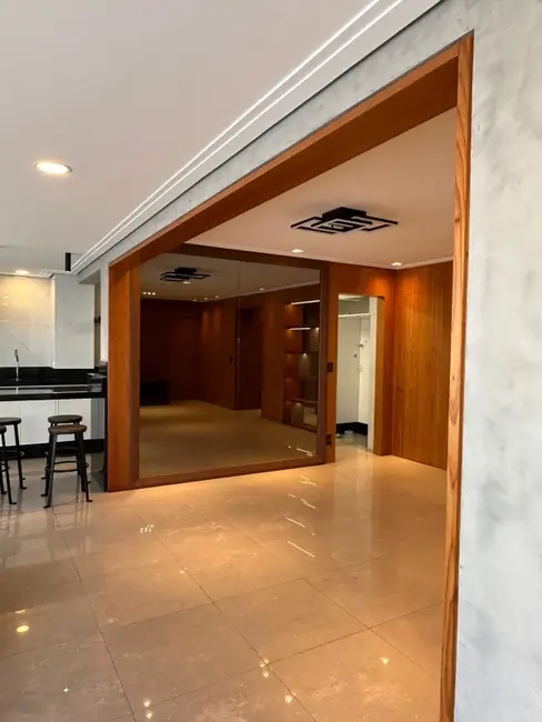 Foto 2 de Apartamento com 3 quartos para alugar, 230m2 em Tatuapé, São Paulo - SP