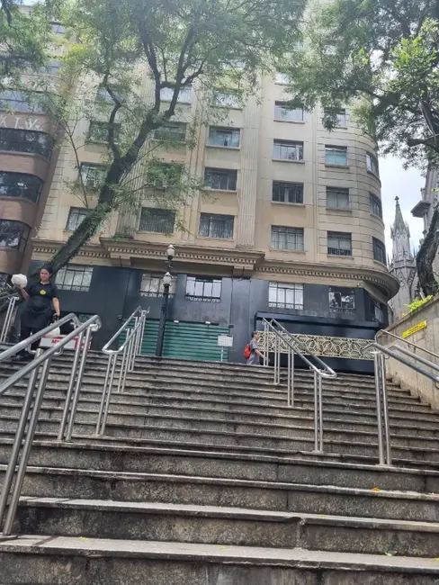 Foto 2 de Sala Comercial para alugar, 19m2 em Sé, São Paulo - SP