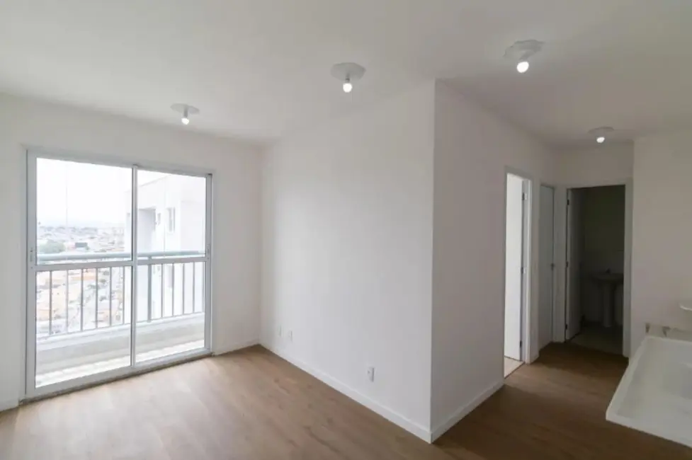 Foto 3 de Apartamento com 2 quartos para alugar, 36m2 em Vila Guilhermina, São Paulo - SP
