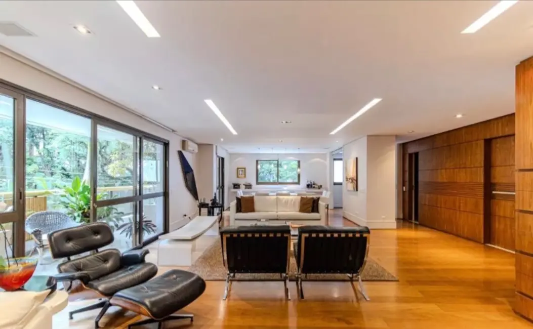 Foto 3 de Apartamento com 3 quartos à venda, 303m2 em Higienópolis, São Paulo - SP