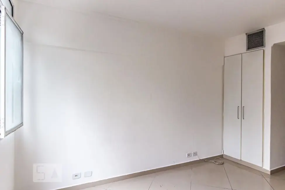 Kitnet com 1 quarto à venda, 35m2 em Higienópolis, São Paulo - SP - imagem 4 Foto 4 de Kitnet com 1 quarto à venda, 35m2 em Higienópolis, São Paulo - SP