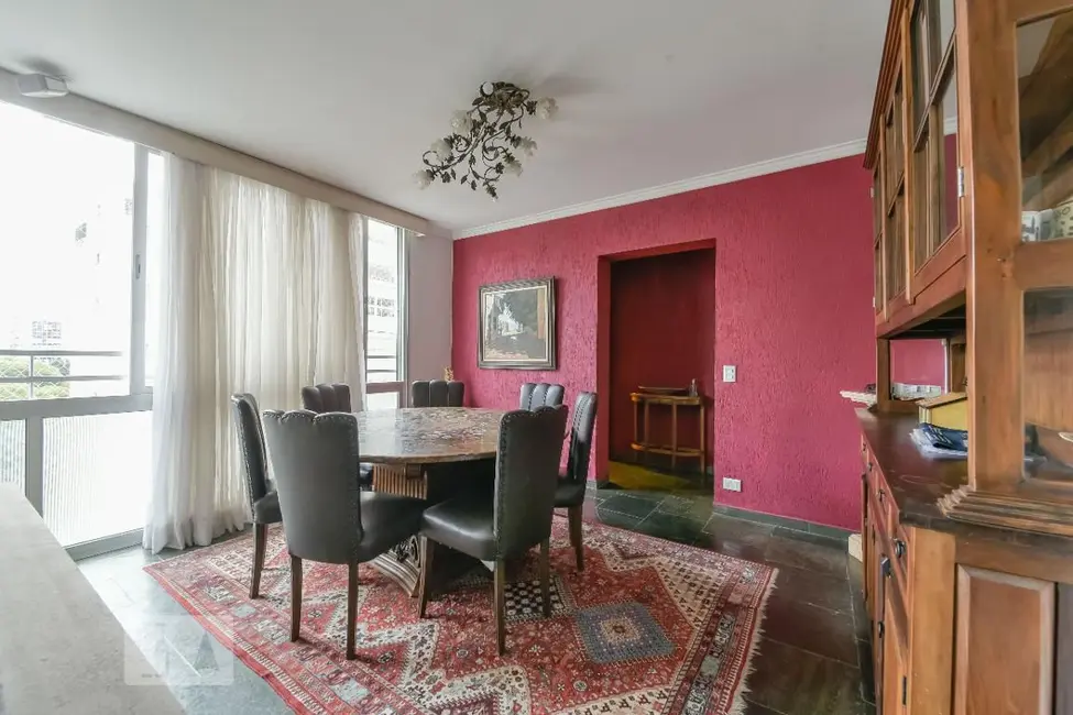 Apartamento com 3 quartos à venda, 144m2 em Higienópolis, São Paulo - SP - imagem 4 Foto 4 de Apartamento com 3 quartos à venda, 144m2 em Higienópolis, São Paulo - SP