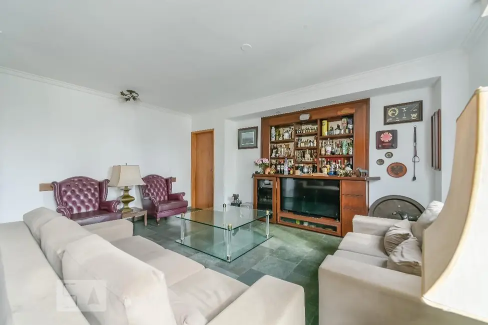 Apartamento com 3 quartos à venda, 144m2 em Higienópolis, São Paulo - SP - imagem 5 Foto 5 de Apartamento com 3 quartos à venda, 144m2 em Higienópolis, São Paulo - SP