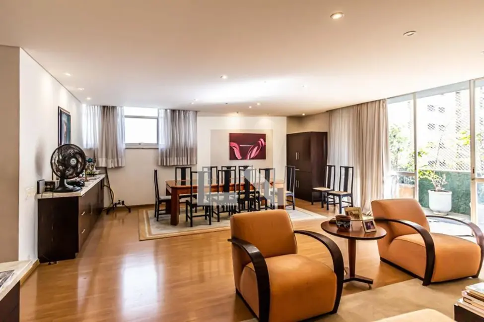 Apartamento com 3 quartos à venda, 260m2 em Santa Cecília, São Paulo - SP - imagem 4 Foto 4 de Apartamento com 3 quartos à venda, 260m2 em Santa Cecília, São Paulo - SP