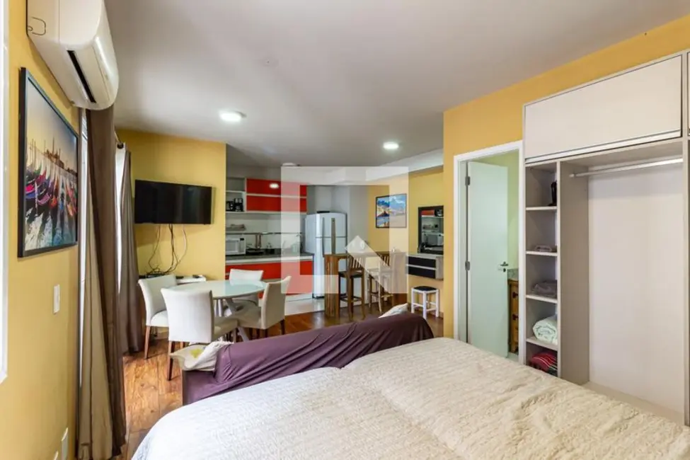 Foto 2 de Kitnet com 1 quarto à venda, 40m2 em Santa Cecília, São Paulo - SP