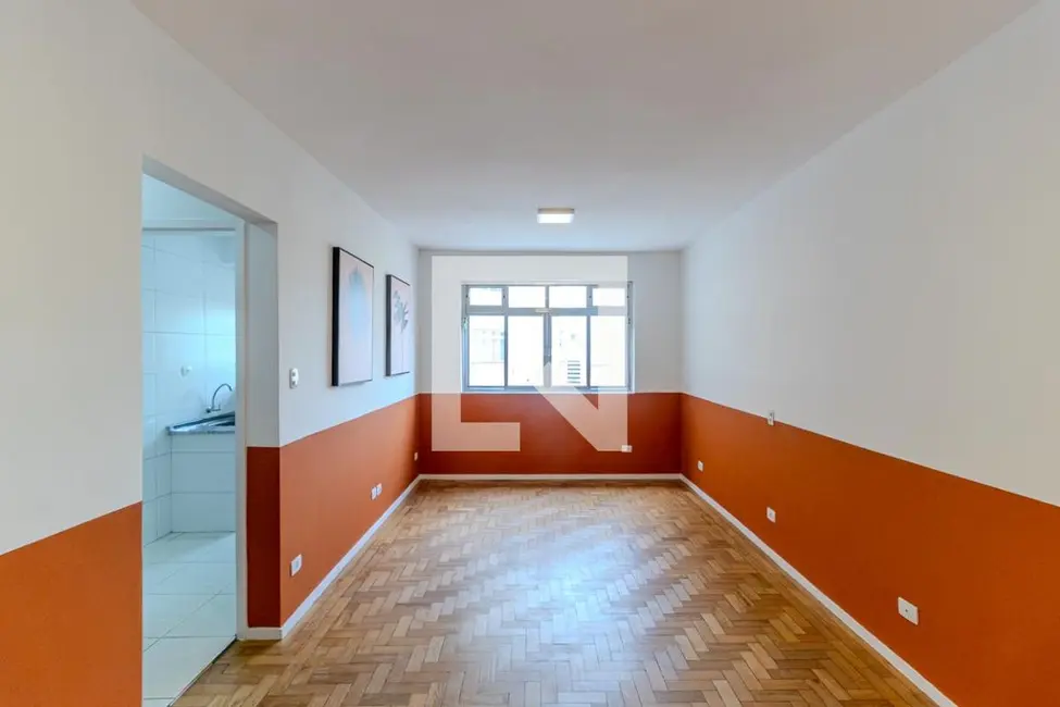 Kitnet com 1 quarto à venda, 32m2 em Santa Cecília, São Paulo - SP - imagem 3 Foto 3 de Kitnet com 1 quarto à venda, 32m2 em Santa Cecília, São Paulo - SP