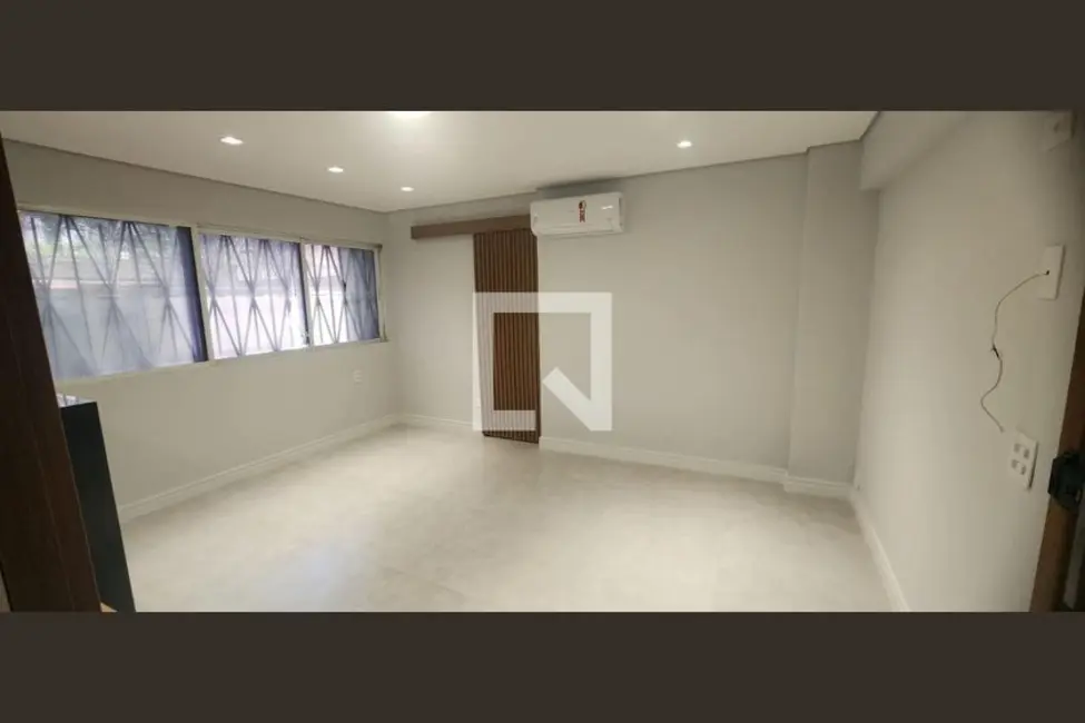 Apartamento com 1 quarto à venda, 32m2 em Santa Cecília, São Paulo - SP - imagem 1 Foto 1 de Apartamento com 1 quarto à venda, 32m2 em Santa Cecília, São Paulo - SP