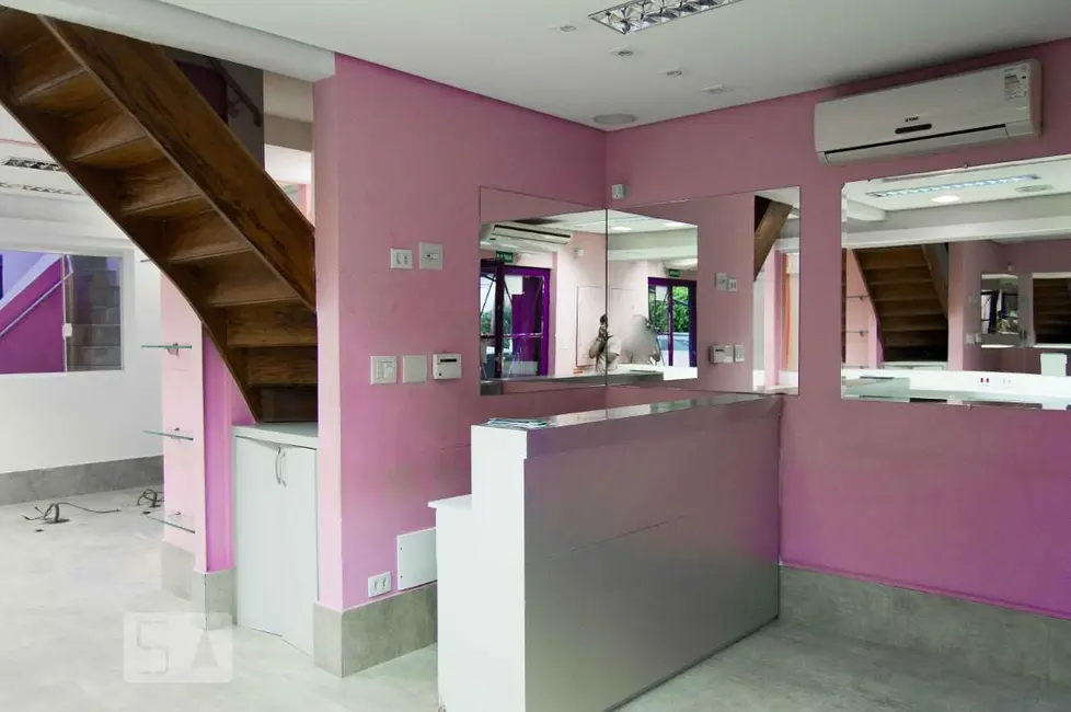 Foto 2 de Casa com 2 quartos à venda, 160m2 em Higienópolis, São Paulo - SP