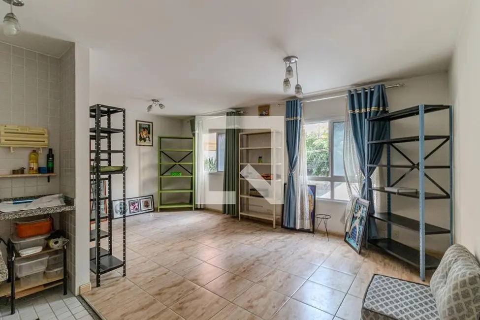 Kitnet com 1 quarto à venda, 29m2 em Santa Cecília, São Paulo - SP - imagem 2 Foto 2 de Kitnet com 1 quarto à venda, 29m2 em Santa Cecília, São Paulo - SP