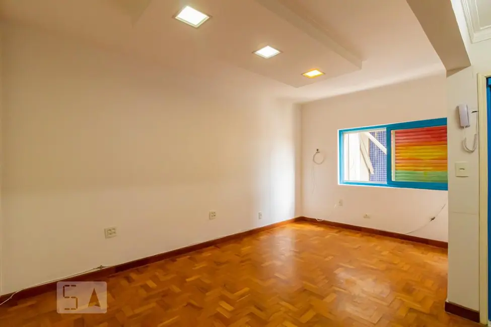 Kitnet com 1 quarto à venda, 28m2 em Higienópolis, São Paulo - SP - imagem 1 Foto 1 de Kitnet com 1 quarto à venda, 28m2 em Higienópolis, São Paulo - SP