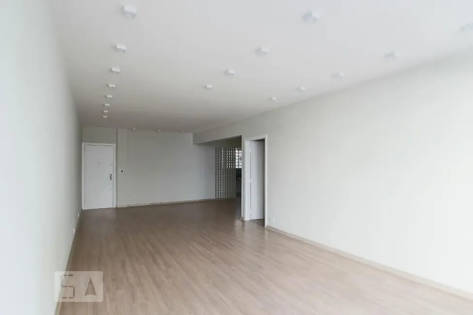 Apartamento com 2 quartos à venda, 122m2 em Santa Cecília, São Paulo - SP - imagem 3 Foto 3 de Apartamento com 2 quartos à venda, 122m2 em Santa Cecília, São Paulo - SP