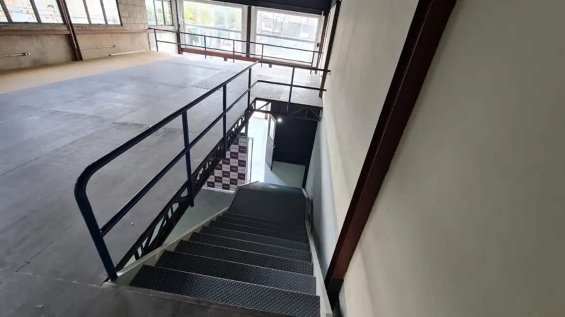 Foto 4 de Armazém / Galpão à venda e para alugar, 300m2 em Vila Baruel, São Paulo - SP