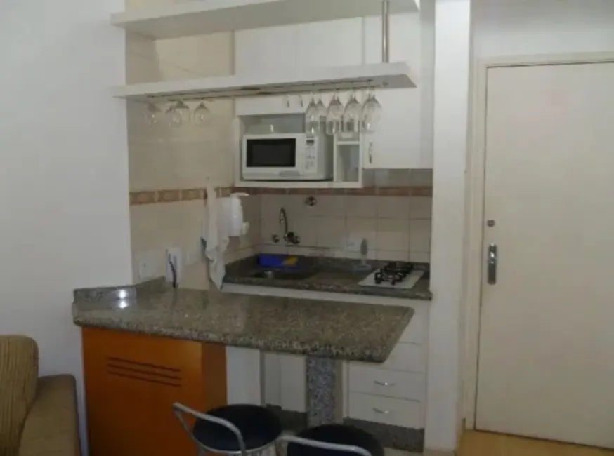 Foto 4 de Apartamento com 1 quarto para alugar, 34m2 em Bela Vista, São Paulo - SP