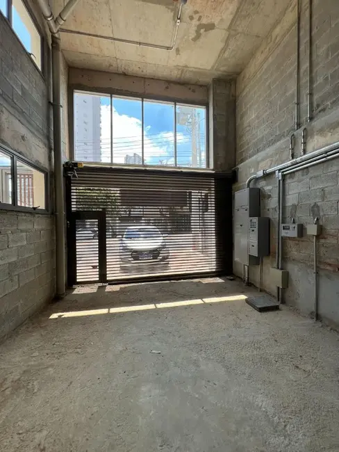 Foto 2 de Loja à venda e para alugar, 250m2 em Vila Romana, São Paulo - SP