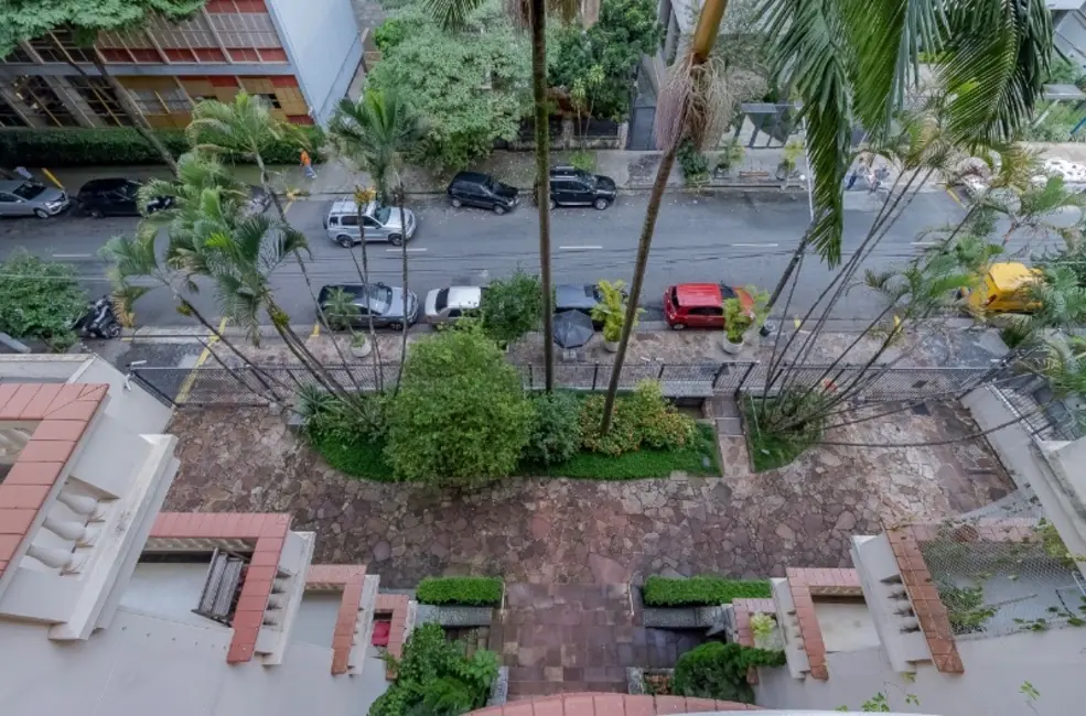 Foto 9 de Apartamento com 3 quartos à venda, 177m2 em Higienópolis, São Paulo - SP